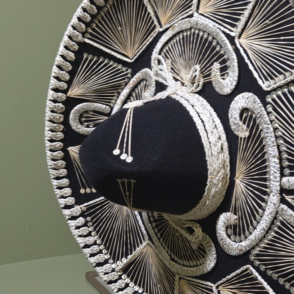 Vintage Mariachi Sombrero Black White Pigalle XXXXX Hat - Picture 2 of 10